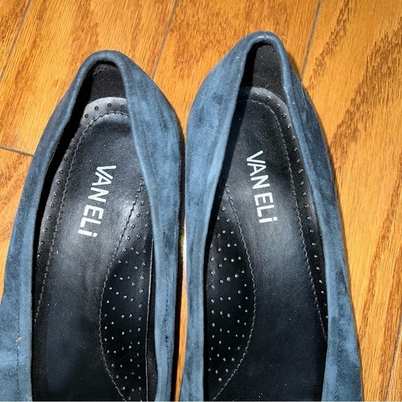 Vaneli Navy Blue Suede Fringe Flats Loafers Size 8.5M - Picture 3 of 8